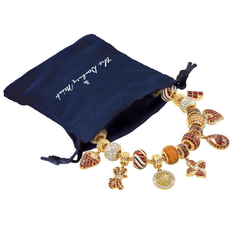 The Mochalicious Charm Bracelet 10668 0010 g gift pouch