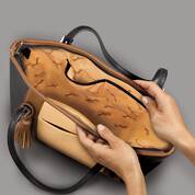 The Florence Handbag 4885 001 0 1