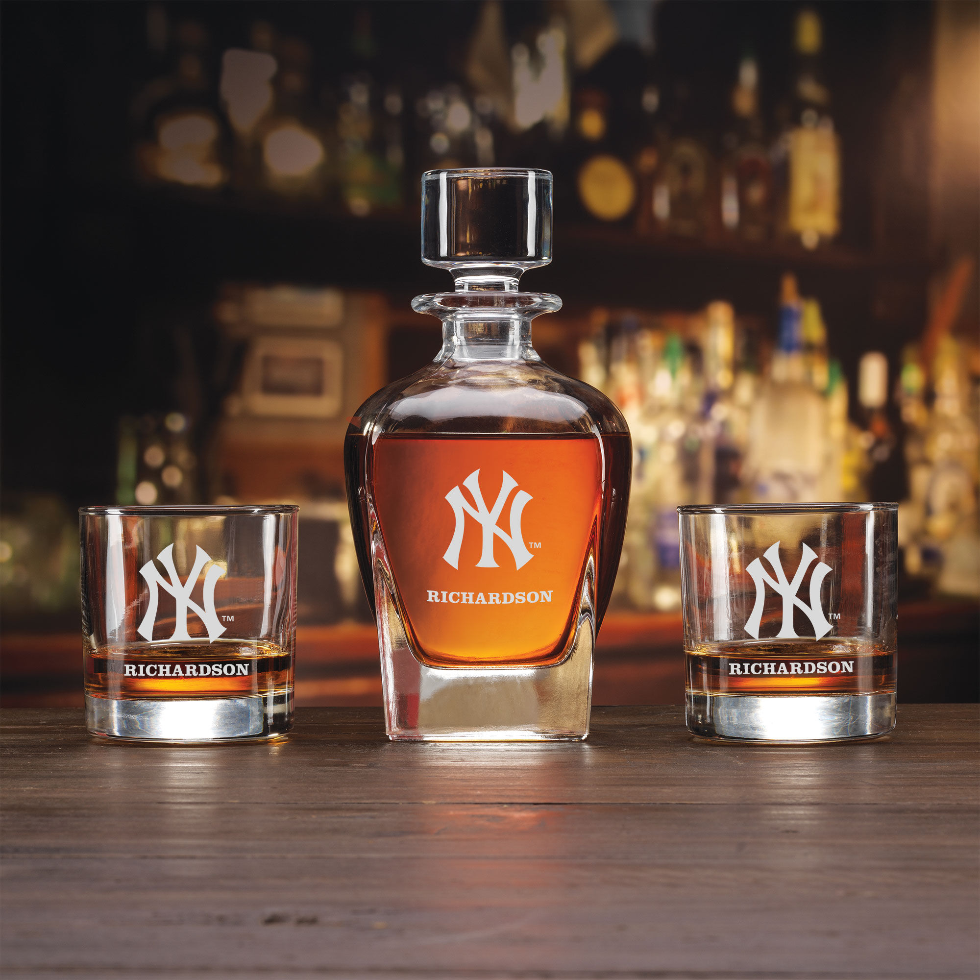 The Personalized New York Yankees Decanter Set 10128 0014 a main