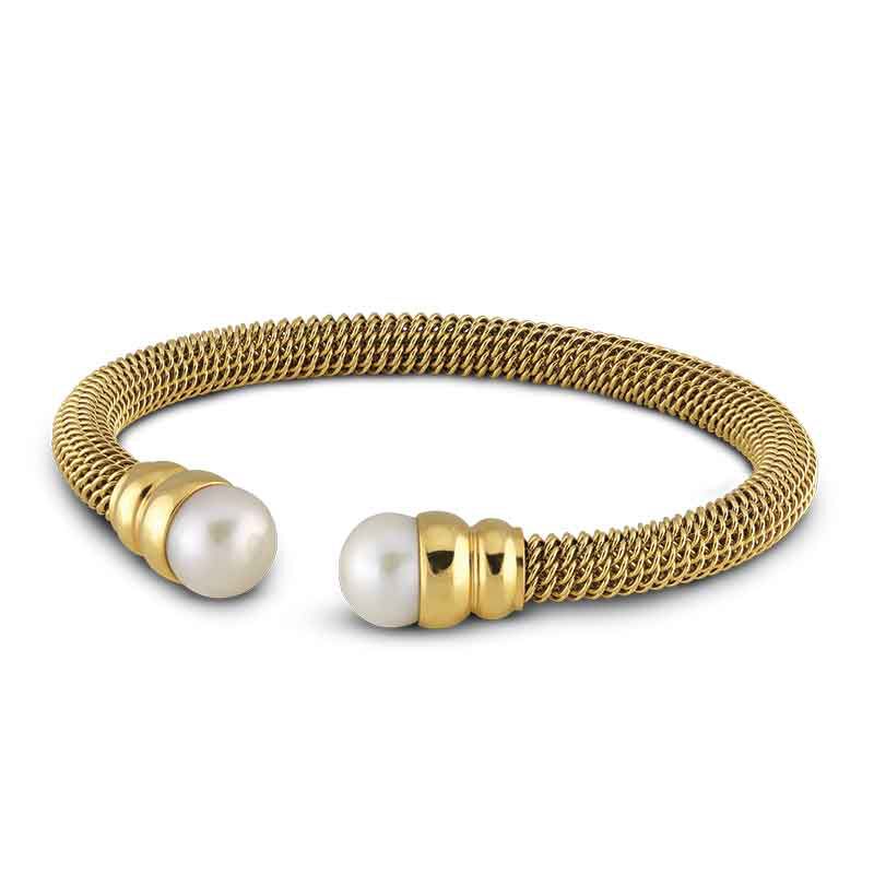 Golden Sophistication Pearl Bracelet