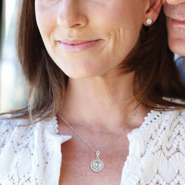 Time to Shine Three Necklace Set 12232 0013 q model