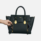 The Personalized Chelsea Handbag Set 1930 001 1 3
