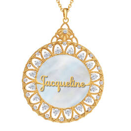 MAGnifique Personalized Pendant 10241 0016 a main