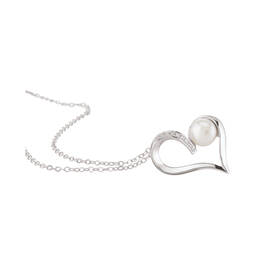 Embraced by Love Pearl Diamond Pendant 11634 0019 b side