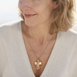 The Divine Light Crystal Cross Pendant 12133 0021 m model