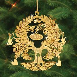 The 2017 Danbury Mint Annual Gold Christmas Ornament 5349 001 7 2