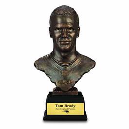 Tom Brady Portrait Sculpture 2173 001 5 1