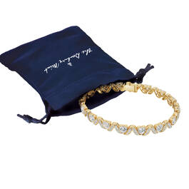 Wrapped in Romance 15 Carat Bracelet 11770 0013 g giftpouch