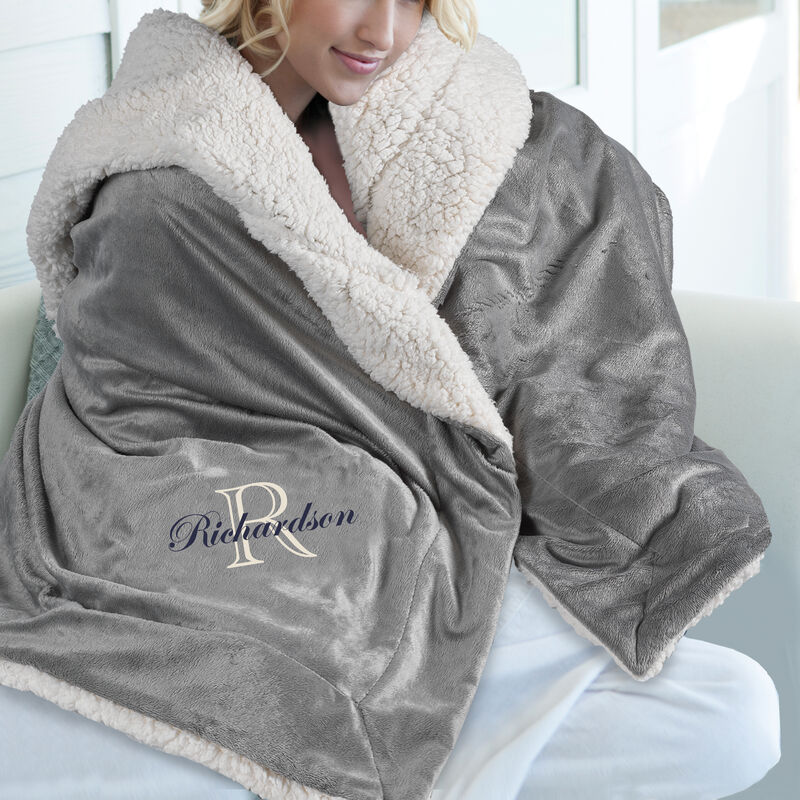 The Personalized Sherpa Blanket 10746 0016 n model