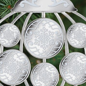 2023 Coin Set Ornament 11475 0011 b closeup