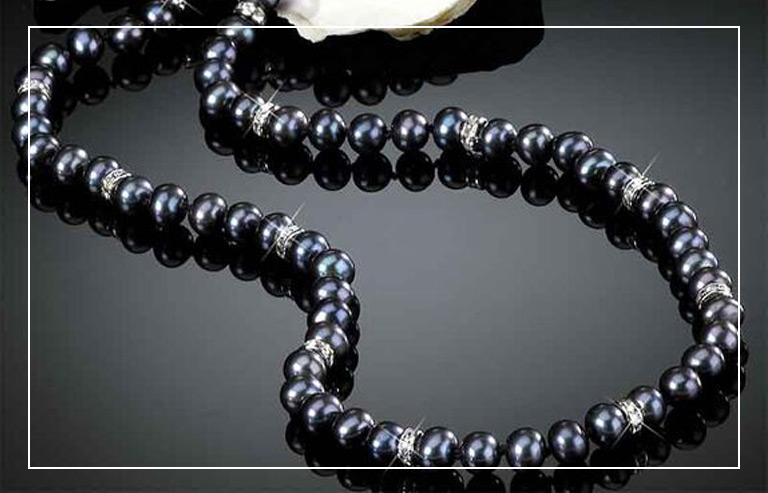 cultured pearl necklace on a woman